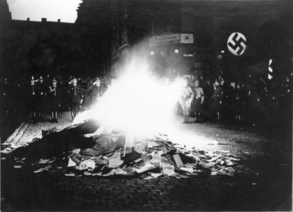 http://germanculture.com.ua/wp-content/uploads/2015/12/nazi-books-burning.jpg