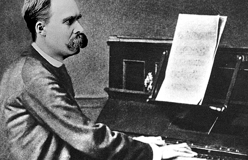 Nietzsche-piano