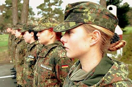 women-German-army