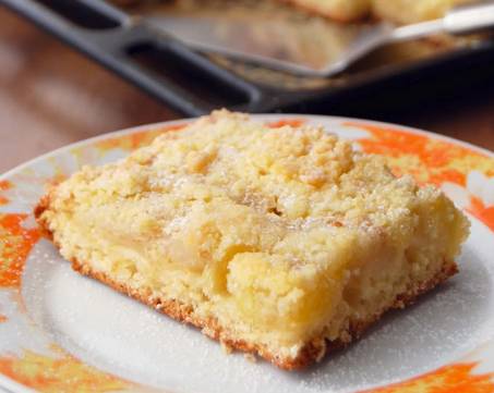 Apple Crumb Cake (Apfel- Streuselkuchen) - German Culture