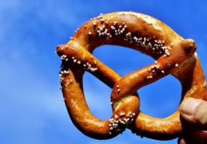 Brezn – Traditional German Pretzels Recipe
