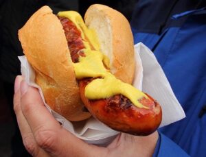 Traditionally, the Coburger Bratwurst was grilled over pinecone firewood, which gave it a distinct smoky fragrance.